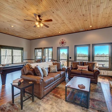 Bear Claw Cabin ブルーリッジ山脈 エクステリア 写真
