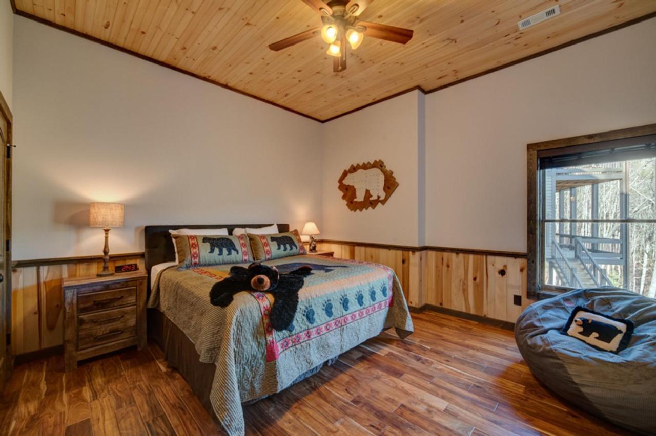 Bear Claw Cabin ブルーリッジ山脈 エクステリア 写真