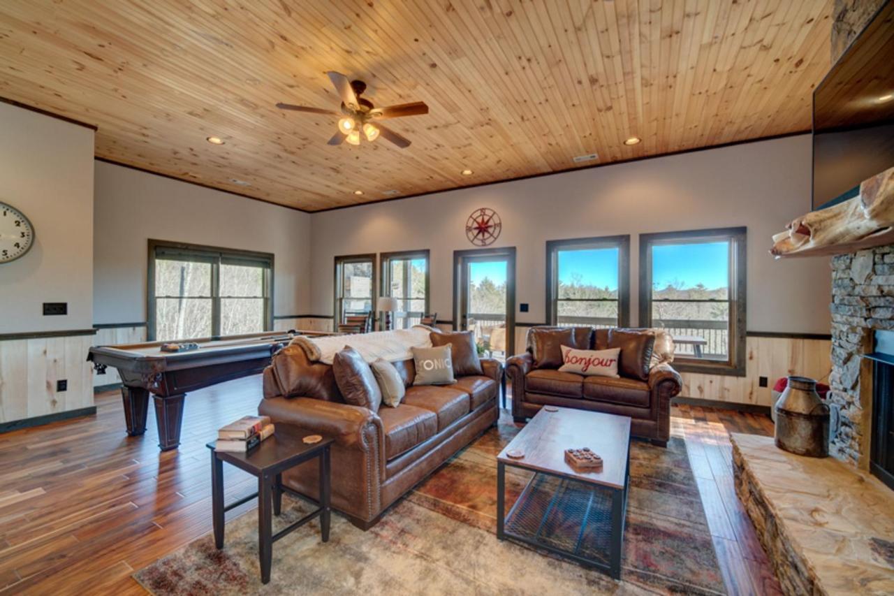Bear Claw Cabin ブルーリッジ山脈 エクステリア 写真